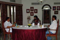 Manchu Vishnu meets Governor of Maharashtra